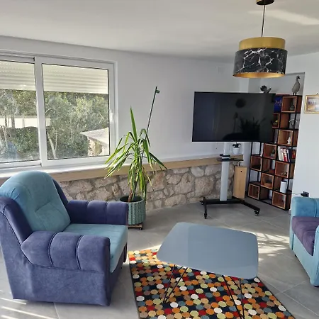 Apartman Apartment Alma *