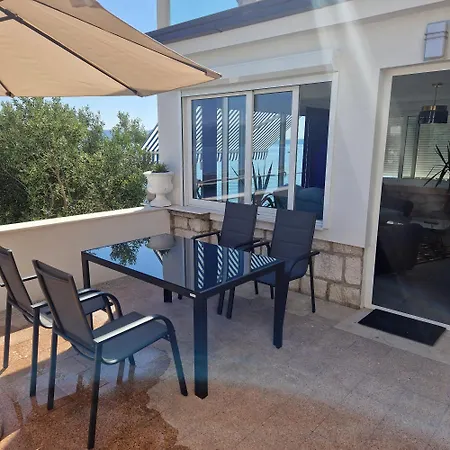 Apartman Apartment Alma Novi Vinodolski