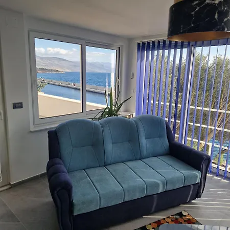Apartment Alma Apartman